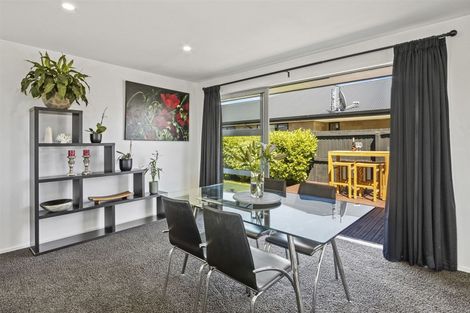 Photo of property in 10 Exeter Lane, Rolleston, 7614