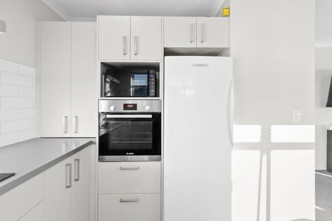 Photo of property in 36 Henry Russell Estate, Waipukurau, 4200