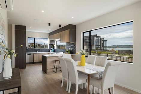 Photo of property in 17 Ocean Breeze Avenue, Hobsonville, Auckland, 0616