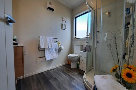 Photo of property in 44 Stewart Street, Balclutha, 9230