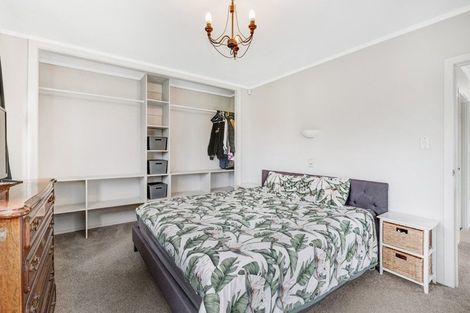 Photo of property in 50 Awaroa Road, Helensville, 0800