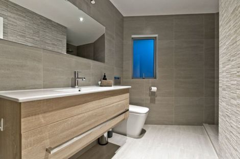 Photo of property in 91 Princes Street, Northcote Point, Auckland, 0627