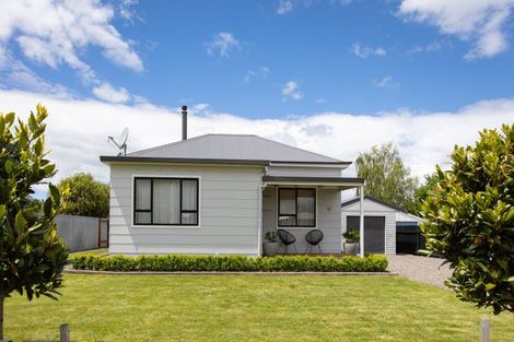 Photo of property in 12 Thyra Street, Dannevirke, 4930