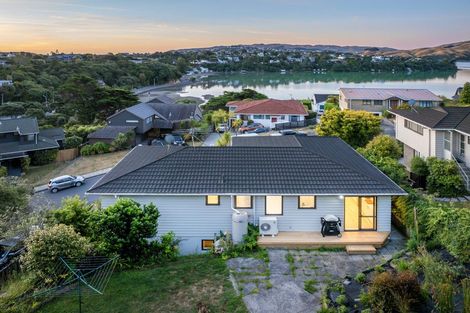 Photo of property in 12 Bosun Terrace, Whitby, Porirua, 5024