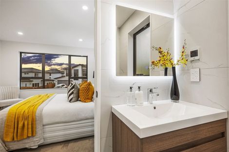 Photo of property in 4 Whale Bay Rise, Gulf Harbour, 0930