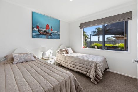 Photo of property in 27 Sarah Place, Papamoa Beach, Papamoa, 3118