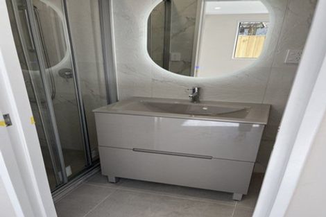 Photo of property in 431 Old Te Atatu Road, Te Atatu Peninsula, Auckland, 0610