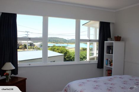 Photo of property in 8 Pine Road, Ngunguru, Whangarei, 0173