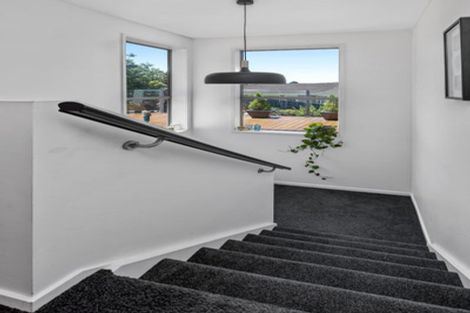 Photo of property in 4b Astrolabe Place, Gulf Harbour, Whangaparaoa, 0930