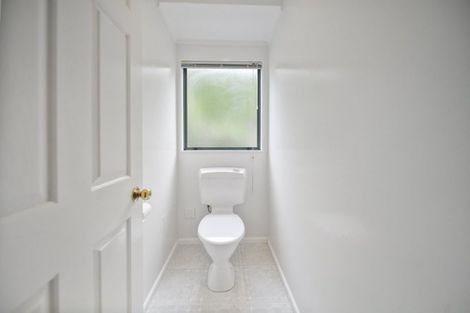 Photo of property in 20 Yarlside Place, Northpark, Auckland, 2013