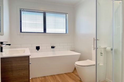 Photo of property in 12 Schooner Drive, Whitby, Porirua, 5024