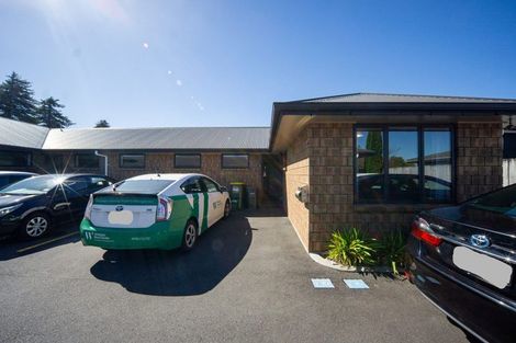 Photo of property in 5/102 Old Farm Road, Hamilton East, Hamilton, 3216