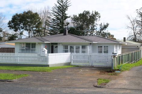Photo of property in 44 Cramond Drive, Mangere East, Auckland, 2024