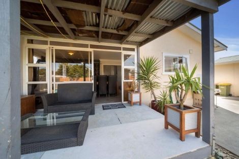 Photo of property in 43 Grey Street, Normanby, Hawera, 4614
