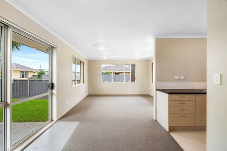 Photo of property in 17f Meeanee Road, Taradale, Napier, 4112