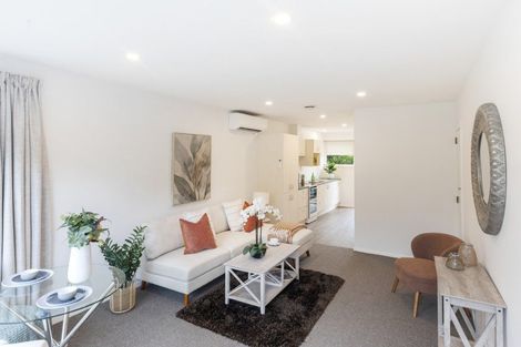 Photo of property in 2/5 Pitt Place, St Albans, Christchurch, 8014