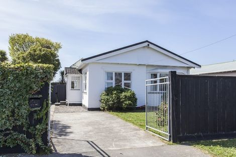 Photo of property in 61 Rhona Street, Linwood, Christchurch, 8062