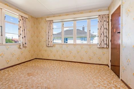Photo of property in 17 Mersey Terrace, Roslyn, Palmerston North, 4414