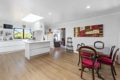 Photo of property in 22 Camden Place, Papatoetoe, Auckland, 2025