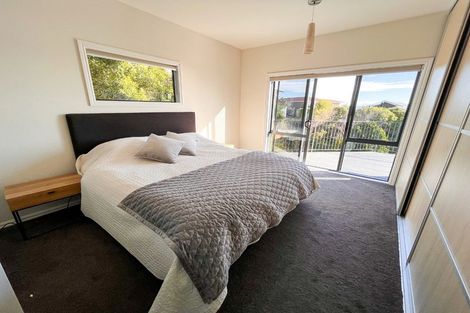 Photo of property in 5 Luxton Place, Mount Pleasant, Christchurch, 8081