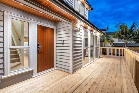 Photo of property in 1/58 Matipo Road, Mairangi Bay, Auckland, 0630