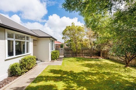 Photo of property in 32 Milton Street, Roslyn, Palmerston North, 4414