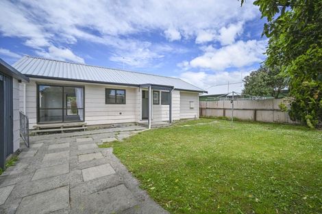 Photo of property in 28 Ramsey Crescent, Flaxmere, Hastings, 4120