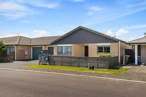 Photo of property in 4 Wakaroa Avenue, Te Atatu Peninsula, Auckland, 0610