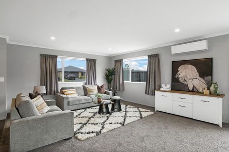 Photo of property in 17 Reuben Avenue, Rolleston, 7615