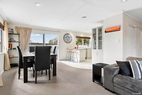 Photo of property in 27a Sandspit Road, Waiuku, 2123