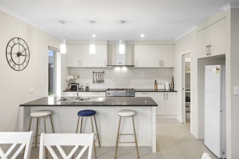 Photo of property in 4 Sujuan Close, Cambridge, 3434