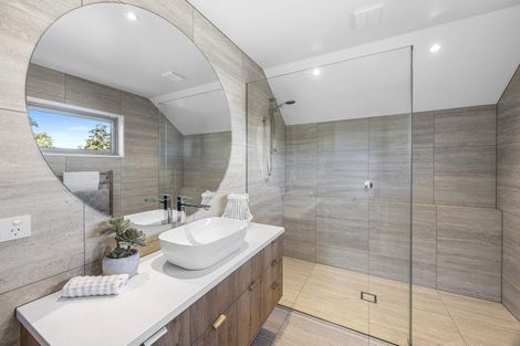Photo of property in 1 Kahika Lane, Westmorland, Christchurch, 8025