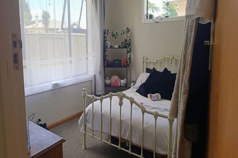 Photo of property in 49 Burns Avenue, Takaro, Palmerston North, 4412
