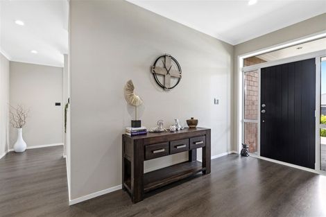 Photo of property in 83 Pohutukawa Parade, Riverhead, 0820