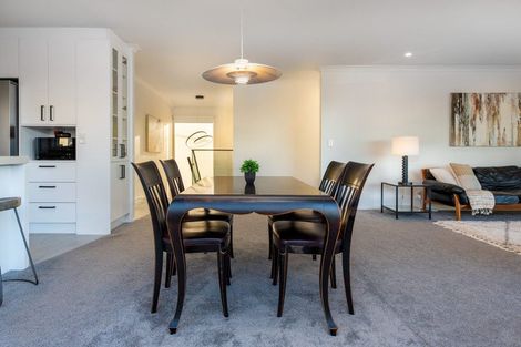 Photo of property in 131 Churchill Road, Rothesay Bay, Auckland, 0630
