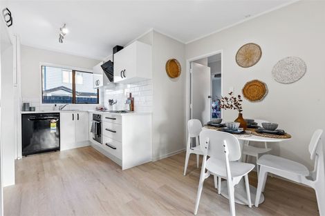 Photo of property in 2/50 Jellicoe Road, Manurewa, Auckland, 2102