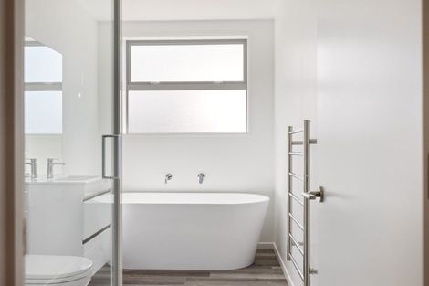 Photo of property in 81 Akoranga Place, Hornby, Christchurch, 8042