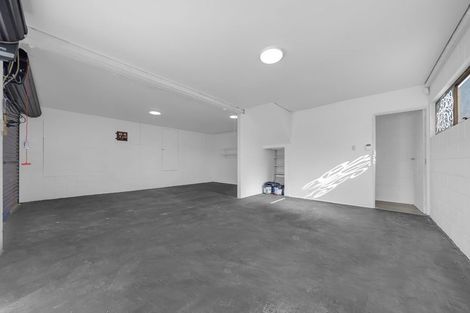 Photo of property in 44 Miltonia Avenue, Te Atatu South, Auckland, 0610