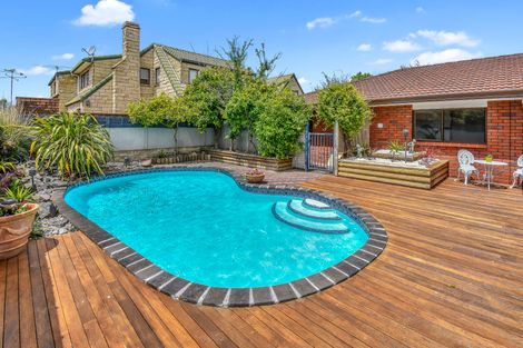 Photo of property in 1 Talga Court, Conifer Grove, Takanini, 2112