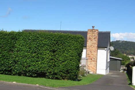 Photo of property in 28 Savoy Road, Glen Eden, Auckland, 0602