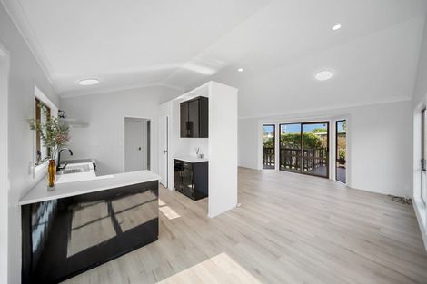 Photo of property in 1/45 Grove Road, Papakura, 2110