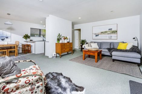Photo of property in 12b/1 Coronation Street, Belmont, Auckland, 0622