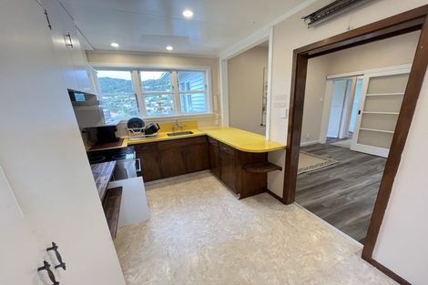 Photo of property in 1 Wavell Street, Karori, Wellington, 6012