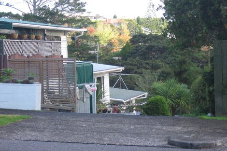 Photo of property in 1/199 Titirangi Road, Titirangi, Auckland, 0604