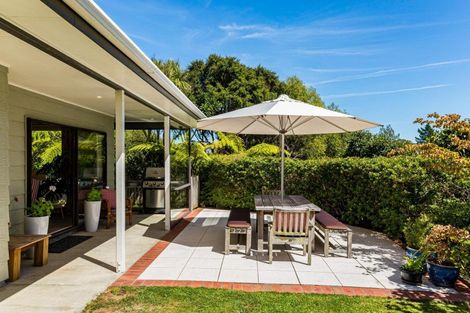 Photo of property in 33 Paremata Haywards Road, Pauatahanui, Porirua, 5381
