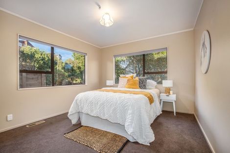 Photo of property in 22 Sailmaker Close, Whitby, Porirua, 5024