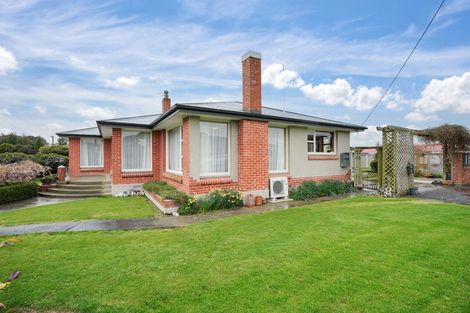 Photo of property in 81 Orawia Road, Tuatapere, 9620
