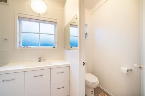 Photo of property in 20 Hythe Terrace, Mairangi Bay, Auckland, 0630