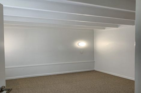 Photo of property in 7a Korokoro Road, Korokoro, Lower Hutt, 5012