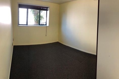 Photo of property in 99 Stottholm Road, Titirangi, Auckland, 0604